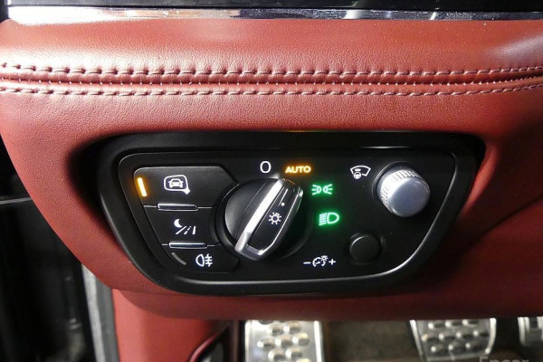 2020 Bentley Bentayga с пробегом 47 525 км