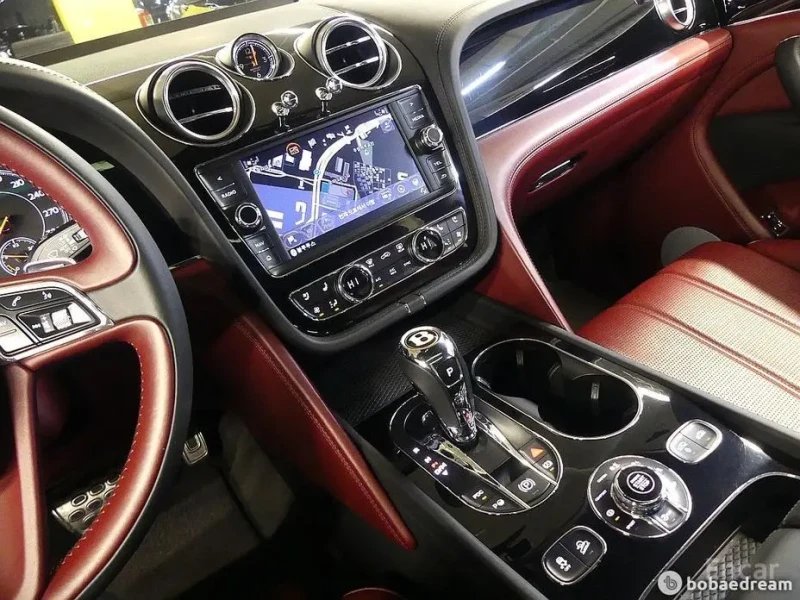 2020 Bentley Bentayga с пробегом 47 525 км