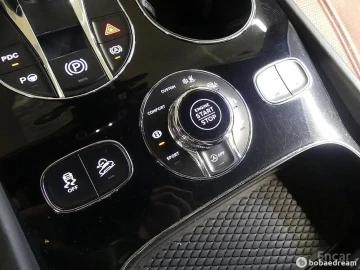 2020 Bentley Bentayga с пробегом 47 525 км