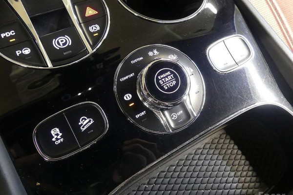 2020 Bentley Bentayga с пробегом 47 525 км