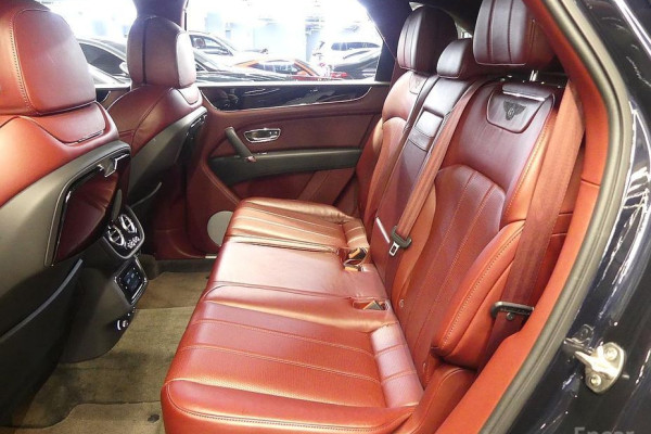 2020 Bentley Bentayga с пробегом 47 525 км