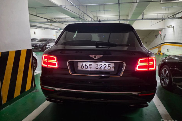 2017 Bentley Bentayga с пробегом 78 261 км