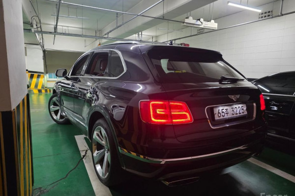2017 Bentley Bentayga с пробегом 78 261 км