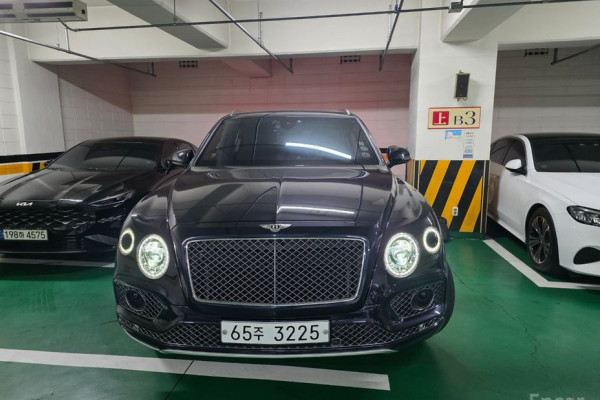 2017 Bentley Bentayga с пробегом 78 261 км