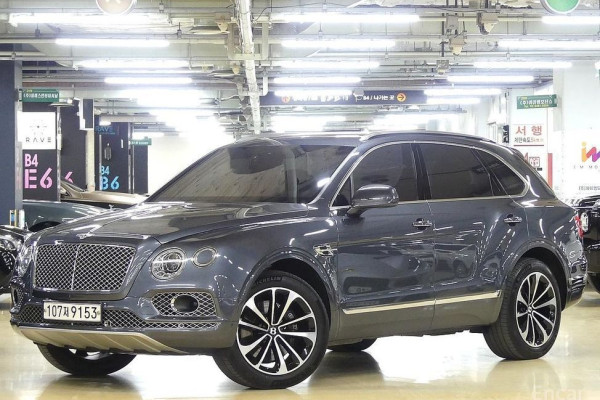 2017 Bentley Bentayga с пробегом 55 641 км