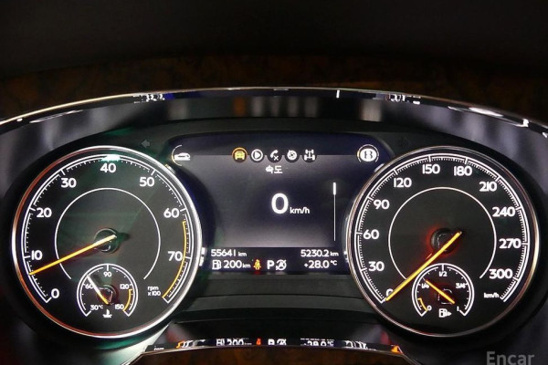 2017 Bentley Bentayga с пробегом 55 641 км