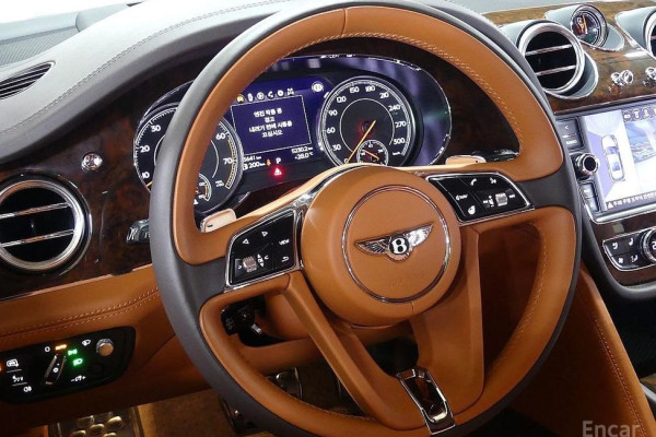 2017 Bentley Bentayga с пробегом 55 641 км
