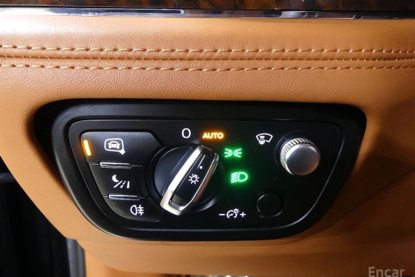 2017 Bentley Bentayga с пробегом 55 641 км