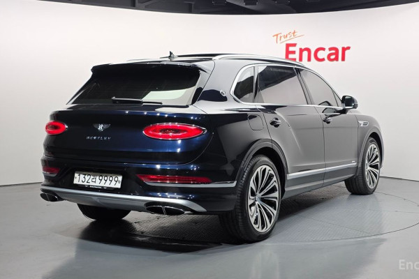2025 Bentley Bentayga с пробегом 9 796 км