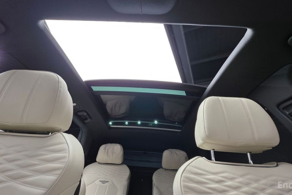 2025 Bentley Bentayga с пробегом 9 796 км