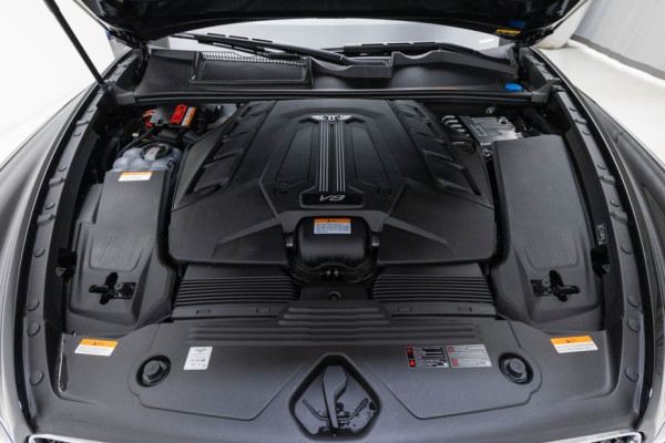 2025 Bentley Bentayga с пробегом 6 515 км