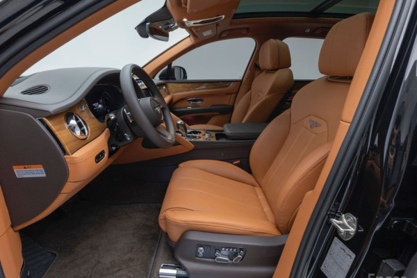 2025 Bentley Bentayga с пробегом 6 515 км