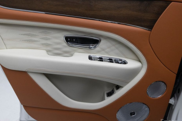 2024 Bentley Bentayga с пробегом 7 850 км