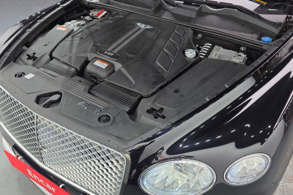 2023 Bentley Bentayga с пробегом 40 852 км