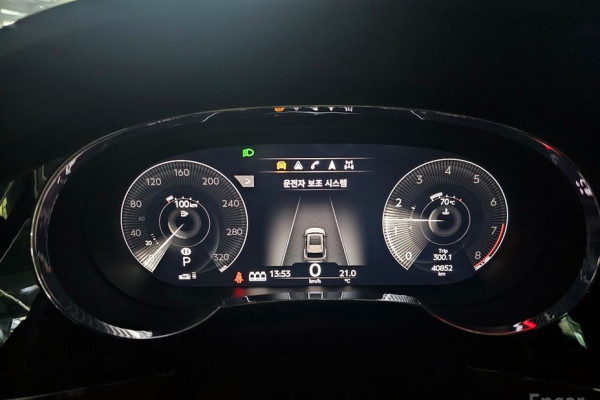 2023 Bentley Bentayga с пробегом 40 852 км