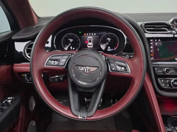 2023 Bentley Bentayga с пробегом 40 852 км