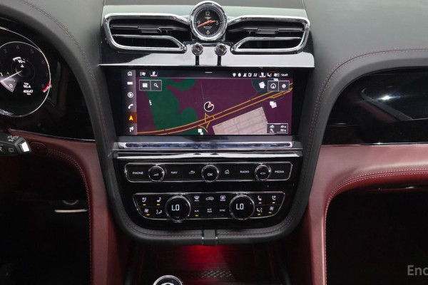 2023 Bentley Bentayga с пробегом 40 852 км
