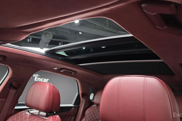 2023 Bentley Bentayga с пробегом 40 852 км