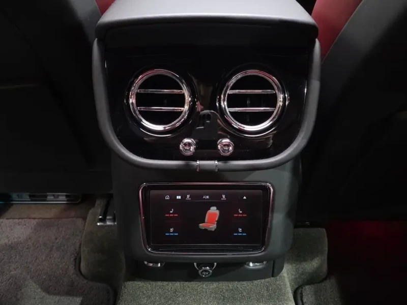 2023 Bentley Bentayga с пробегом 40 852 км
