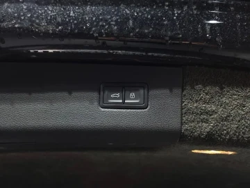 2023 Bentley Bentayga с пробегом 40 852 км