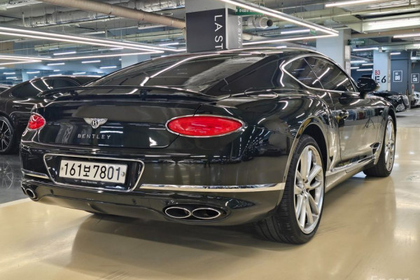 2023 Bentley Continental GT с пробегом 35 341 км