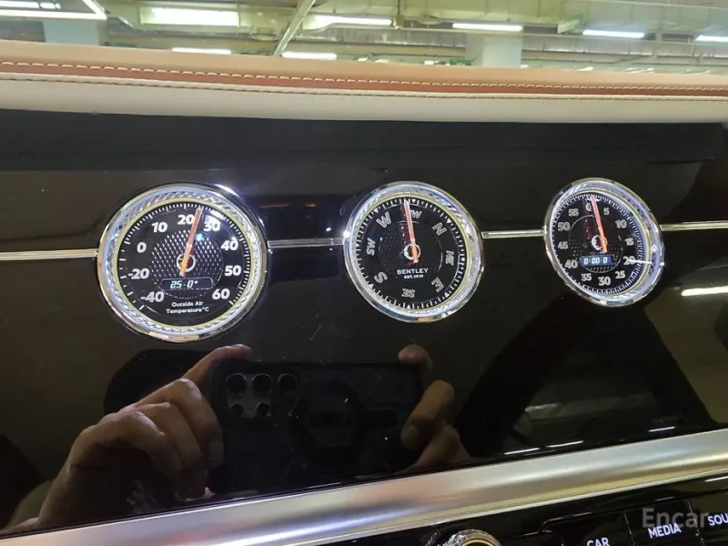 2023 Bentley Continental GT с пробегом 35 341 км