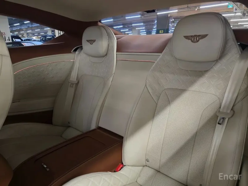 2023 Bentley Continental GT с пробегом 35 341 км