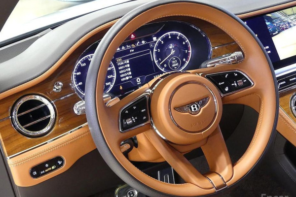 2022 Bentley Continental GT с пробегом 18 000 км