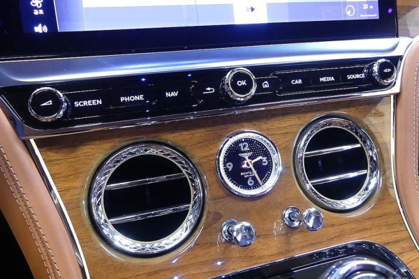 2022 Bentley Continental GT с пробегом 18 000 км