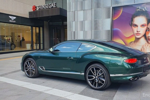 2022 Bentley Continental GT с пробегом 21 000 км