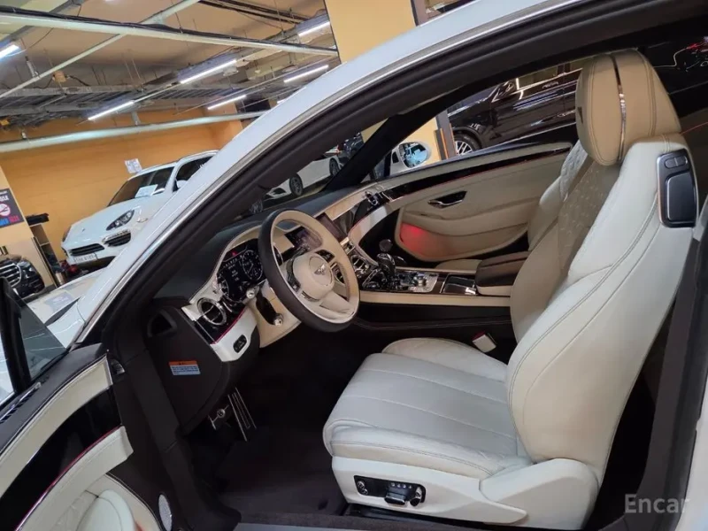 2023 Bentley Continental GT с пробегом 20 300 км