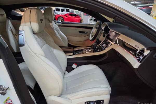 2023 Bentley Continental GT с пробегом 20 300 км