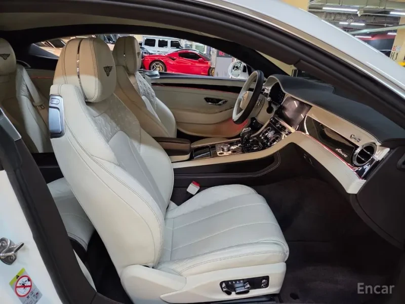 2023 Bentley Continental GT с пробегом 20 300 км