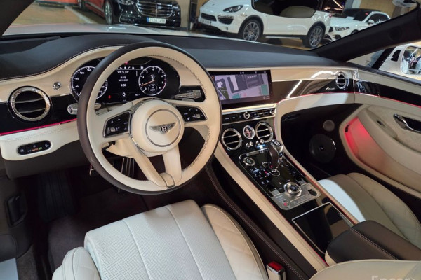 2023 Bentley Continental GT с пробегом 20 300 км