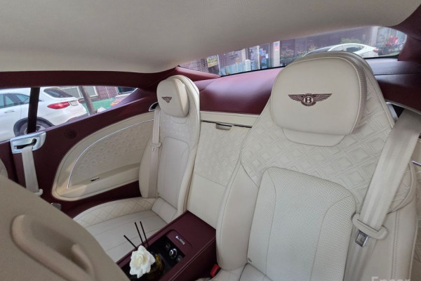 2019 Bentley Continental GT с пробегом 72 900 км