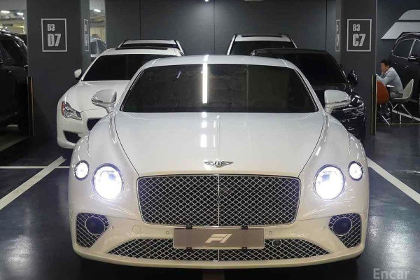 2018 Bentley Continental GT с пробегом 60 223 км