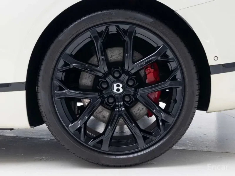 2023 Bentley Continental GT с пробегом 12 920 км