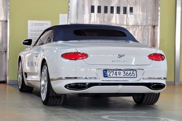 2020 Bentley Continental GT с пробегом 18 000 км