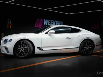 2023 Bentley Continental GT с пробегом 10 000 км
