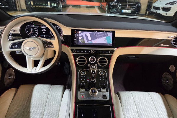 2023 Bentley Continental GT с пробегом 20 300 км