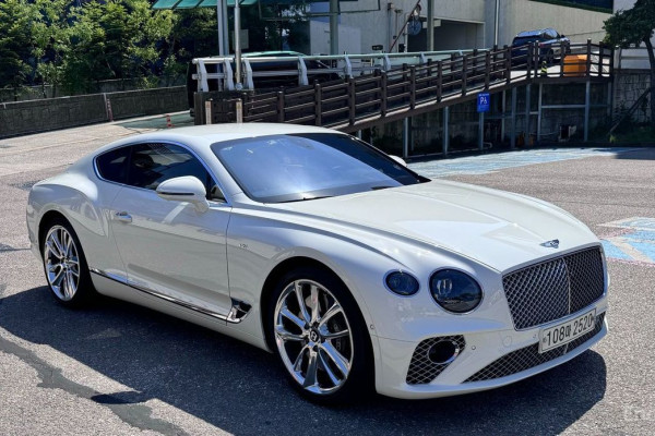 2020 Bentley Continental GT с пробегом 29 000 км
