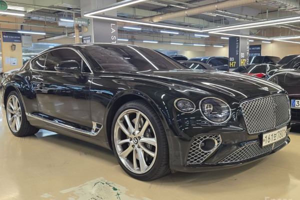 2023 Bentley Continental GT с пробегом 35 341 км