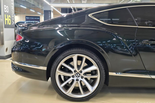 2023 Bentley Continental GT с пробегом 35 341 км