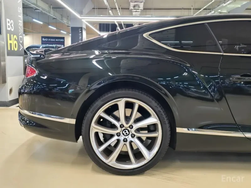 2023 Bentley Continental GT с пробегом 35 341 км
