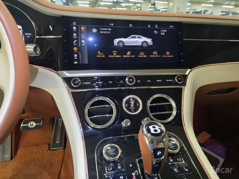 2023 Bentley Continental GT с пробегом 35 341 км