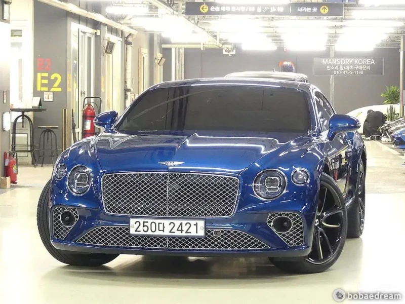 2023 Bentley Continental GT с пробегом 3 100 км