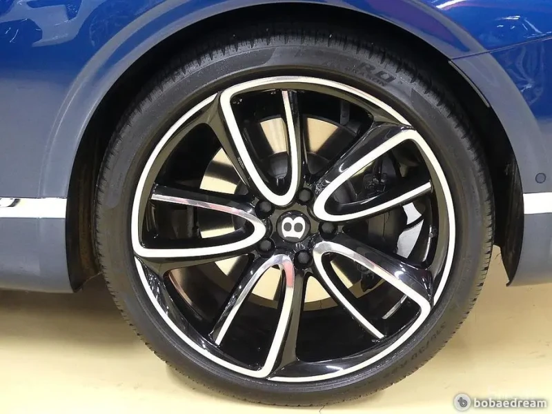 2023 Bentley Continental GT с пробегом 3 100 км