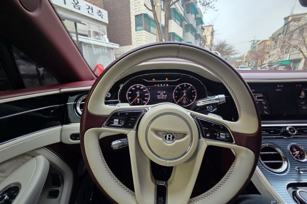 2019 Bentley Continental GT с пробегом 72 900 км
