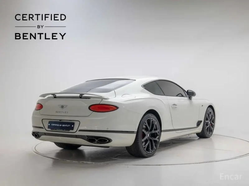 2023 Bentley Continental GT с пробегом 12 920 км