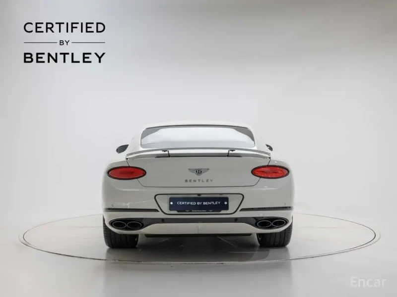 2023 Bentley Continental GT с пробегом 12 920 км